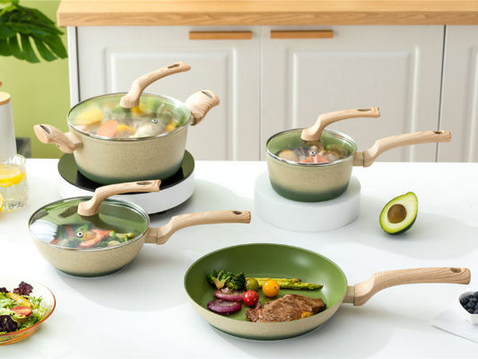 BSCI Lightweight Aluminum Cookware Set 8Piece With Wooden Handle