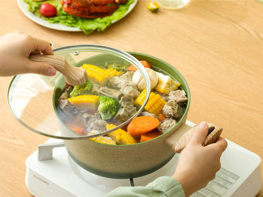 High Performance Aluminum Casserole Pan Non Stick With Heat Resistant Handles And Glass Lid