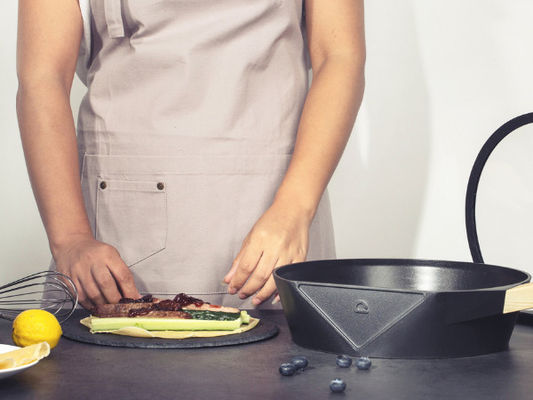 BSCI Large Deep Dish Aluminum Frying Pan 10Inch With Glass Lid