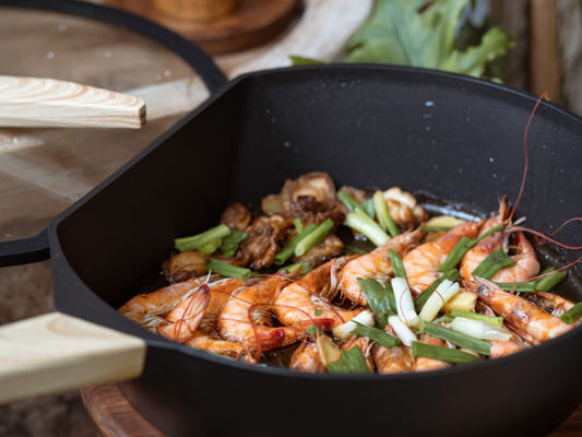 Versatile Non Stick Aluminum Frying Pan 8Inch For Induction Cooktops